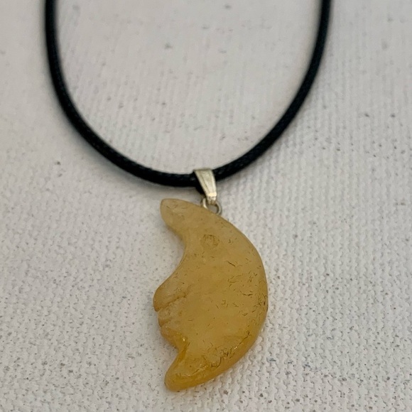 Orange Aventurine Crescent Moon Face Pendant Necklace Celestial Double Sided 20" - Picture 4 of 9